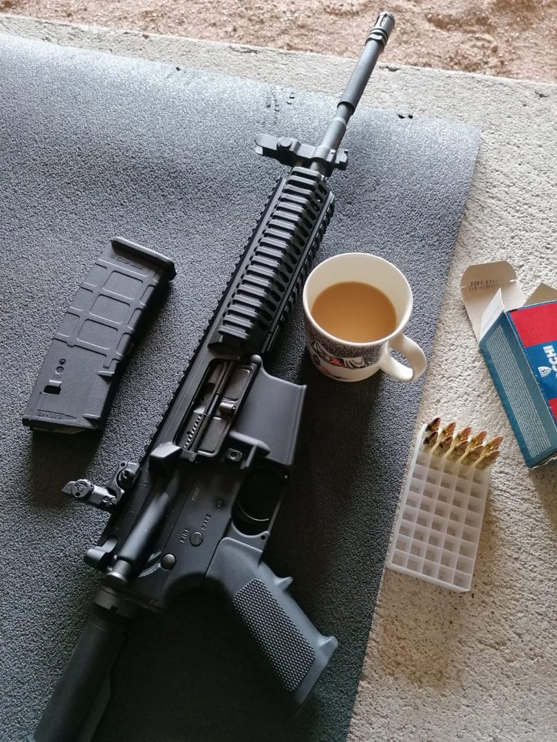 SRA-ammuntaa ja kahvia
